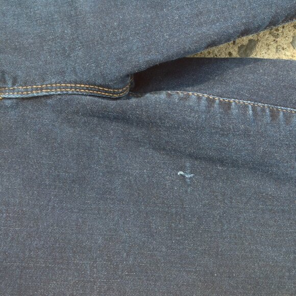 J Crew Jeans Curvy 10 High Rise Skinny 27"          1.2 - Picture 5 of 13